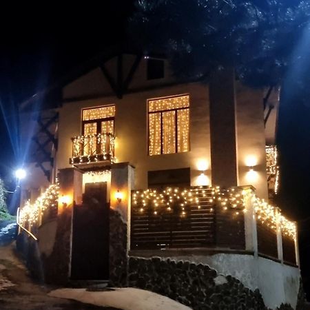 Villa Beridze Bordschomi Exterior foto